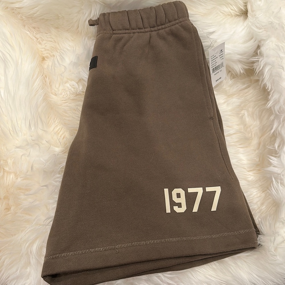 Fear Of God Essentials 1977 shorts
